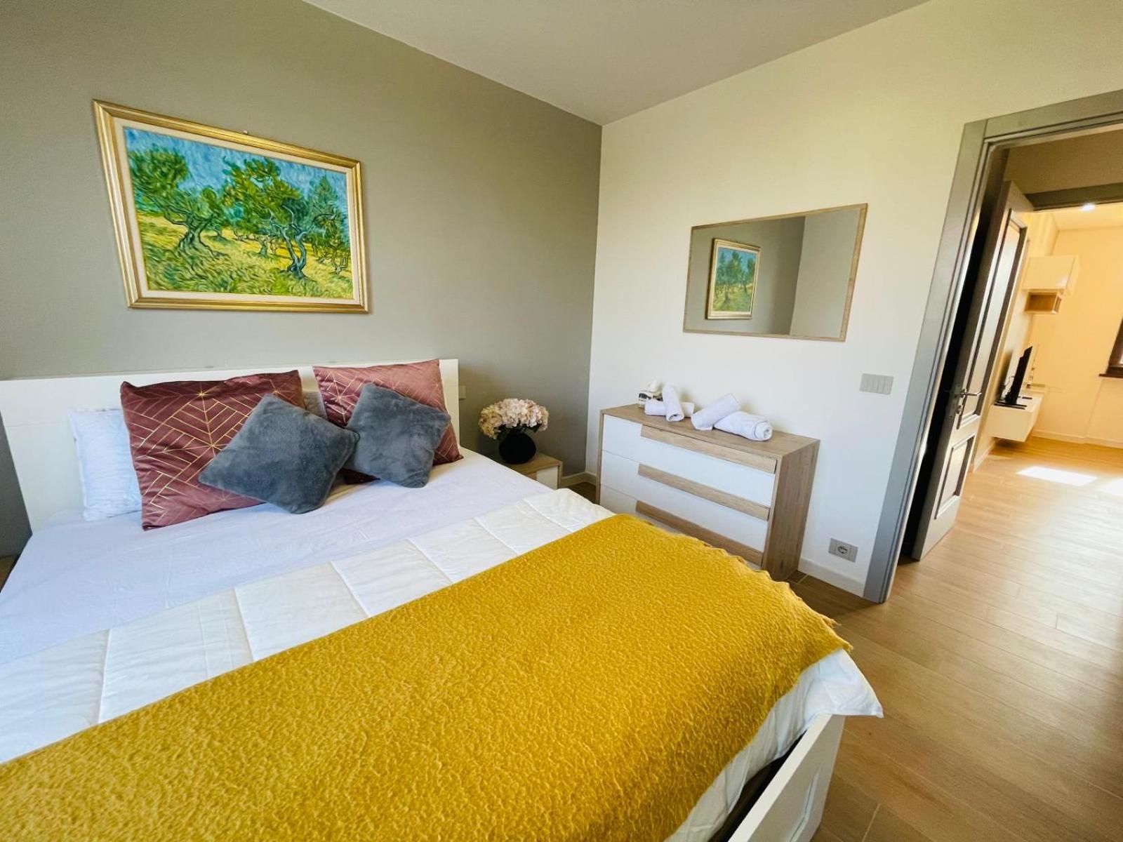 Holiday Flat In Villa San Gregorio With Pool Melazzo Exterior photo